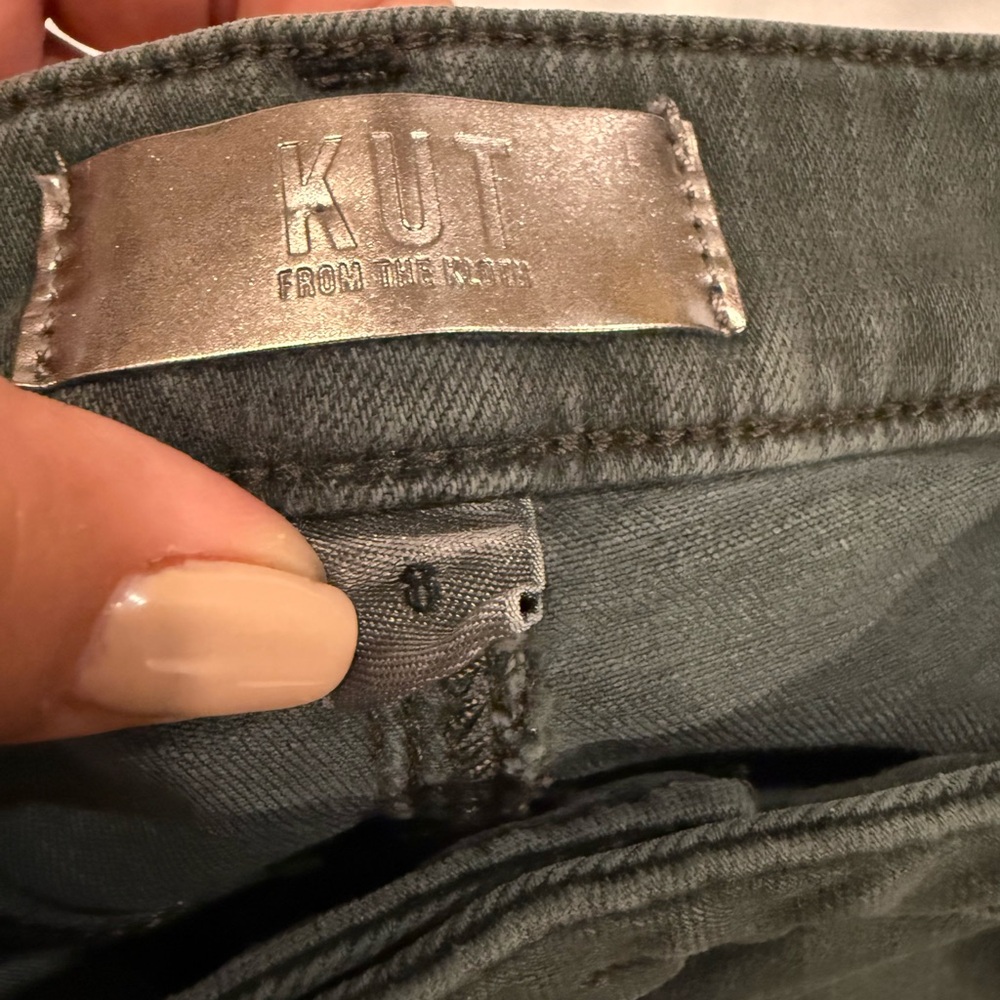 KUT From The Kluth Jeans‎ Women’s 8 Green Raw Hem Flare High Rise Designer Denim - Picture 9 of 11